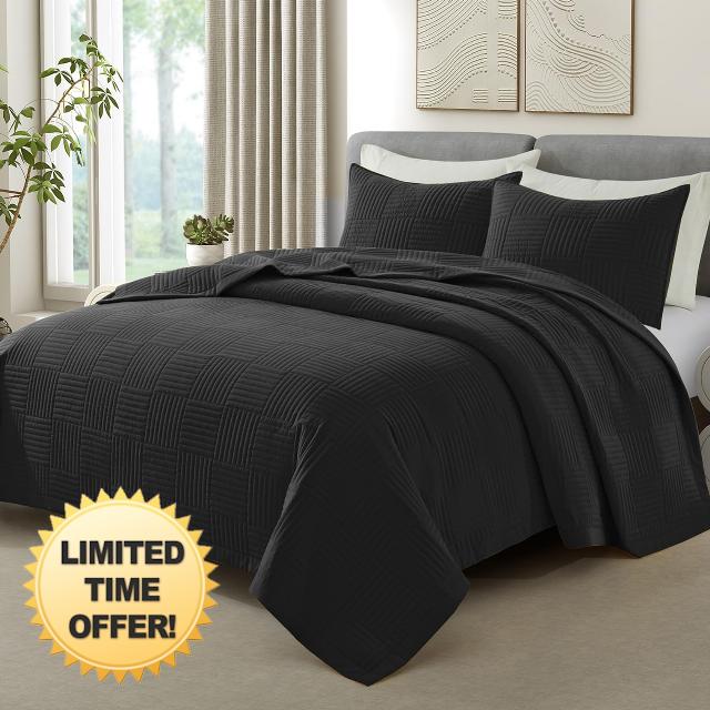 Lavsiry Queen Black Quilt Set