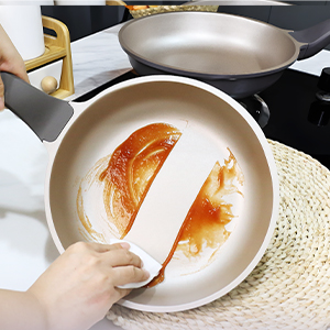 kitchen pot and pan set