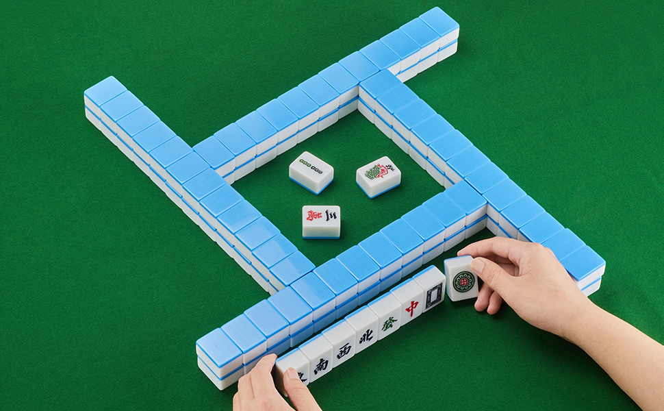 Mahjong set