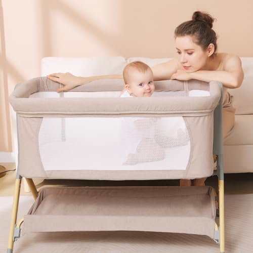 Bassinet with Waterproof Mattress Cover