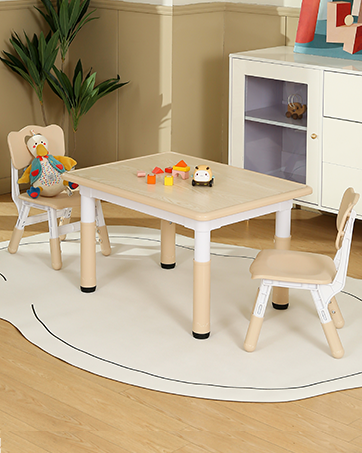 kids table and 2 chair