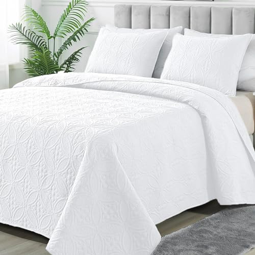 Quilted Bedspread for All Season