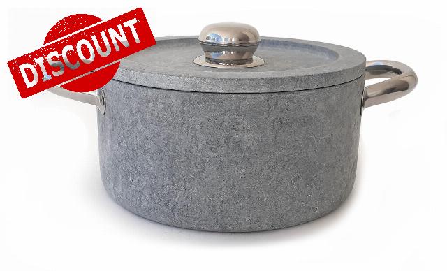 3 quarts Dutch oven with stainless steel handles | Italian design handcrafted in Brazil | Unique